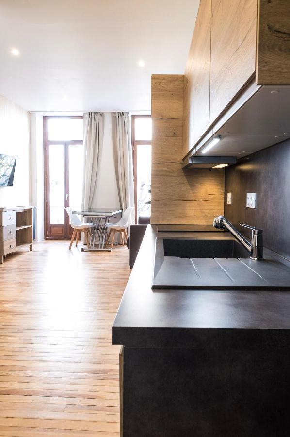 Studio Neuf, Charme De L'Ancien, Avec Balcon - 3 Etoiles, 4 Diamants Daire Bagnères-de-Bigorre Dış mekan fotoğraf